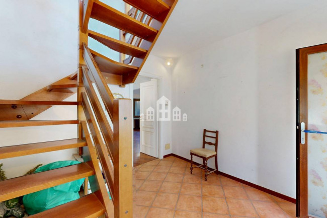 Bifamiliare in vendita a Brosso