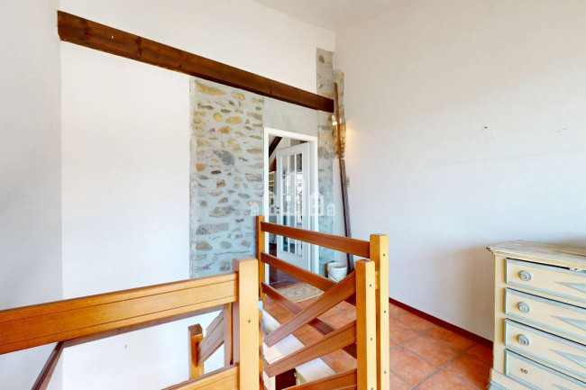 Bifamiliare in vendita a Brosso