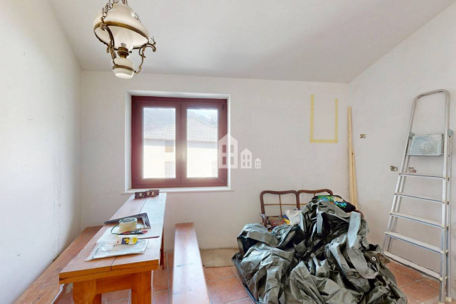 Bifamiliare in vendita a Brosso