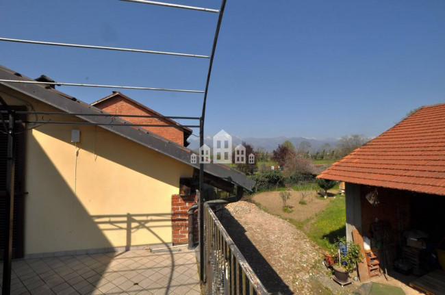 Casa semindipendente in vendita a Favria