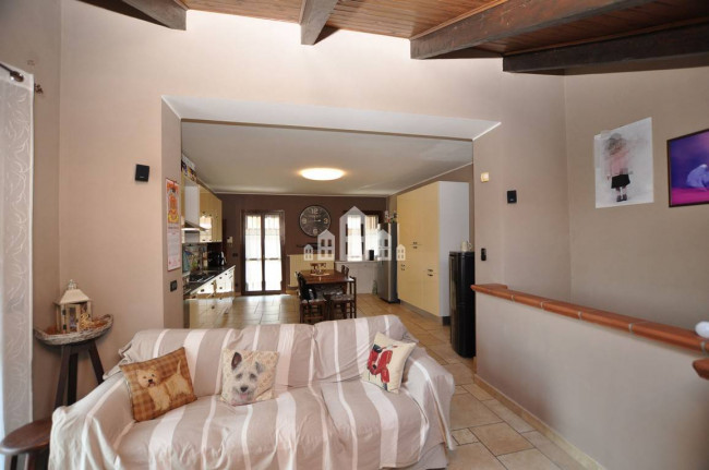 Casa semindipendente in vendita a Favria