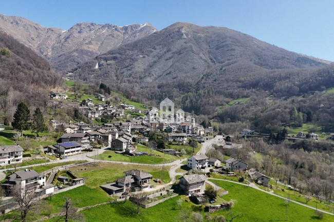 Casa indipendente in vendita a Traversella