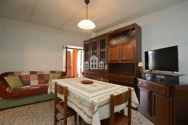 Casa semindipendente in vendita a Val di Chy