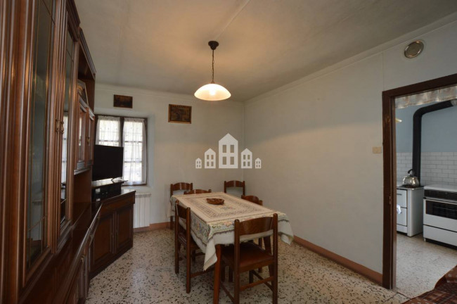 Casa semindipendente in vendita a Val di Chy