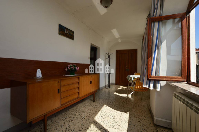 Casa semindipendente in vendita a Val di Chy