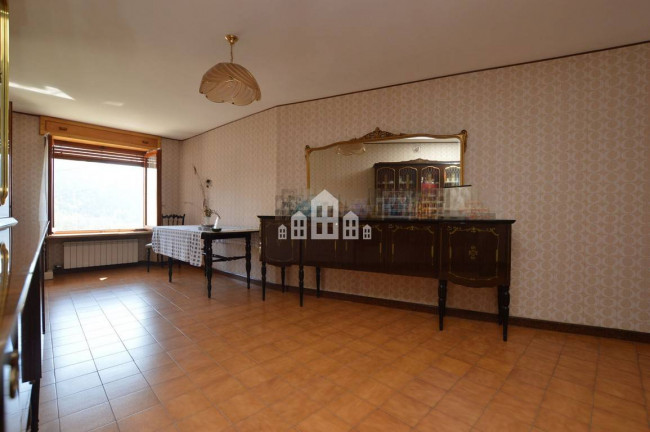 Casa semindipendente in vendita a Val di Chy