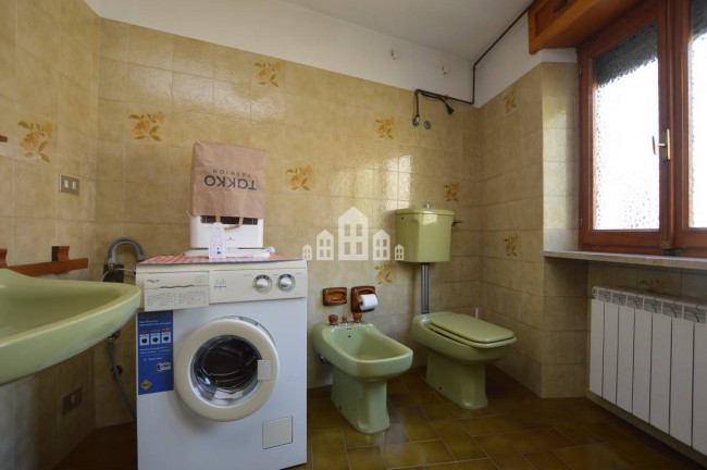 Casa semindipendente in vendita a Val di Chy