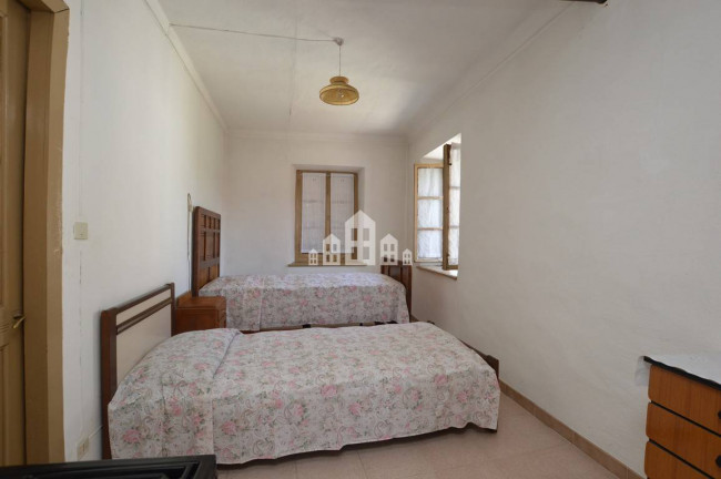 Casa semindipendente in vendita a Val di Chy