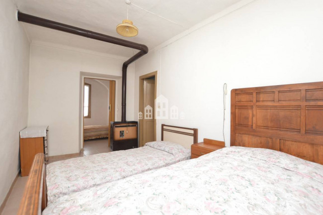Casa semindipendente in vendita a Val di Chy