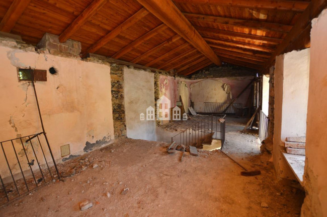 Rustico in vendita a Pont-Canavese