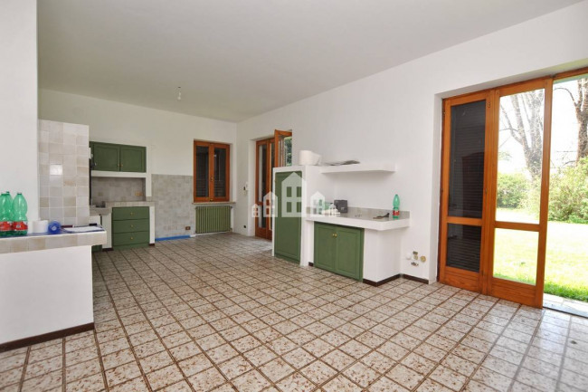 Villa in vendita a Ozegna