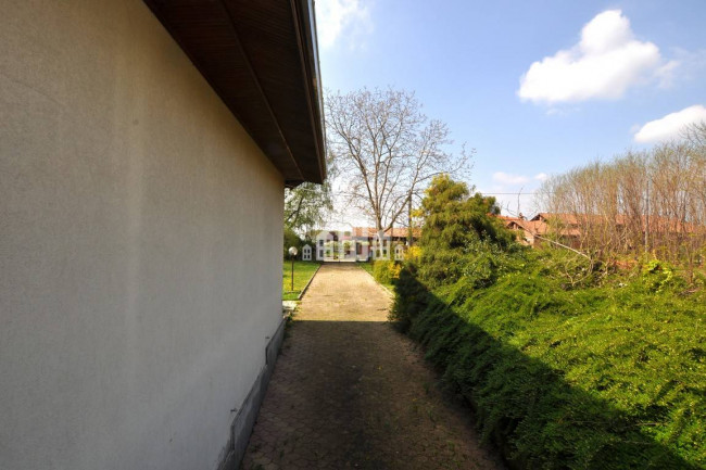Villa in vendita a Ozegna