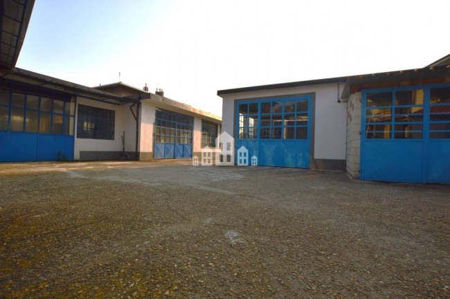 Deposito in vendita a Cuorgnè