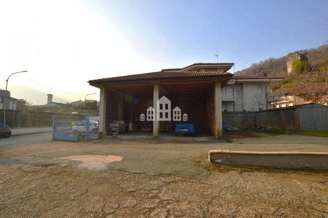 Deposito in vendita a Cuorgnè