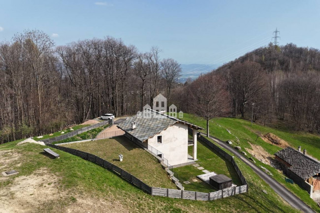 Villa in vendita a Valchiusa