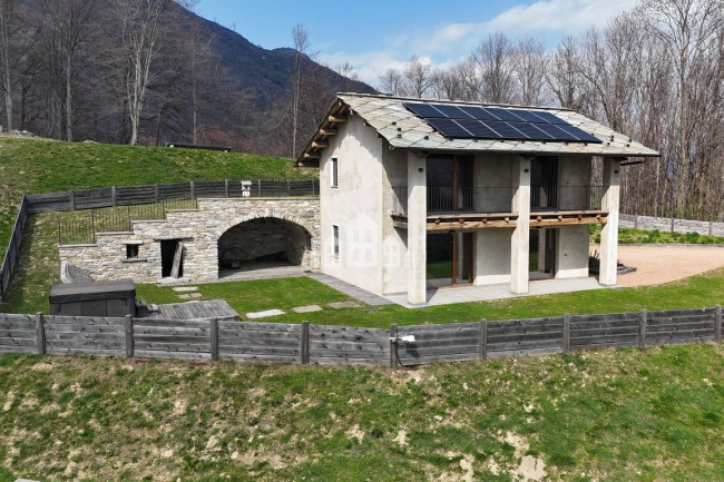 Villa in vendita a Valchiusa
