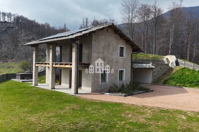 Villa in vendita a Valchiusa