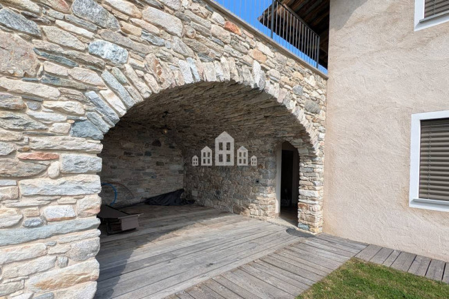 Villa in vendita a Valchiusa