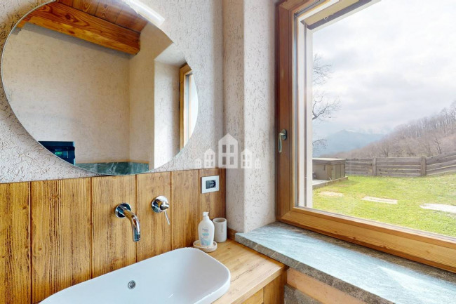 Villa in vendita a Valchiusa