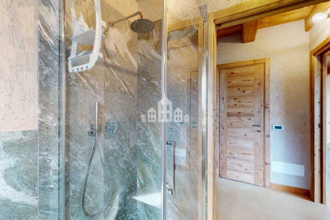 Villa in vendita a Valchiusa
