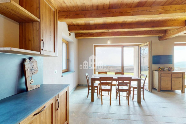 Villa in vendita a Valchiusa
