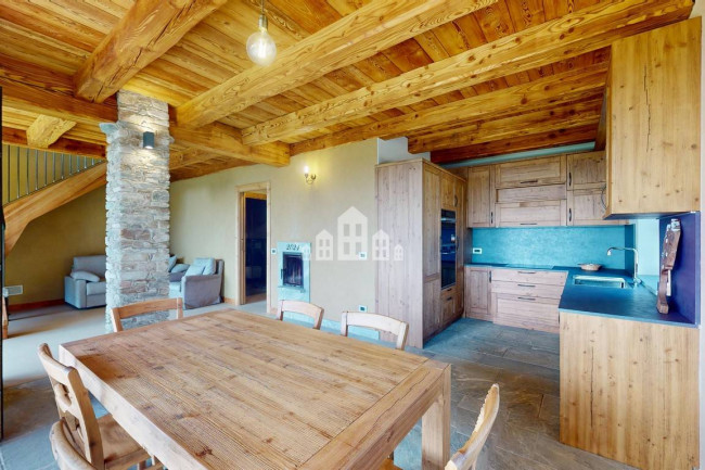 Villa in vendita a Valchiusa