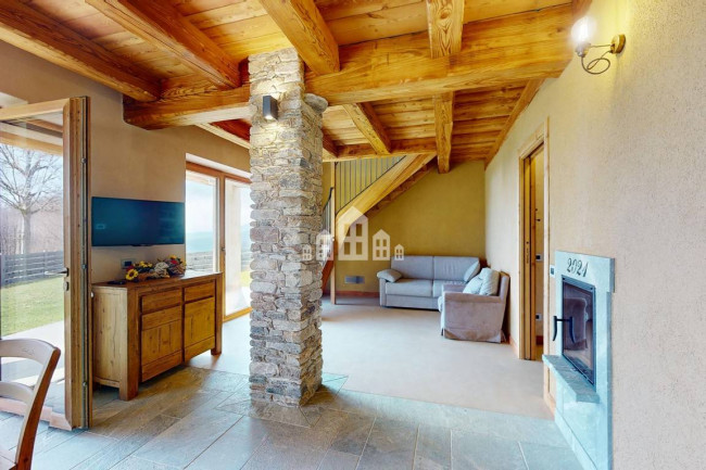 Villa in vendita a Valchiusa