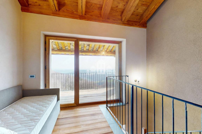 Villa in vendita a Valchiusa