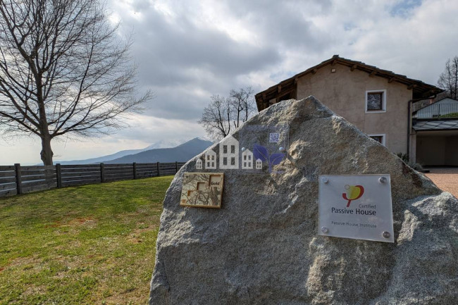 Villa in vendita a Valchiusa