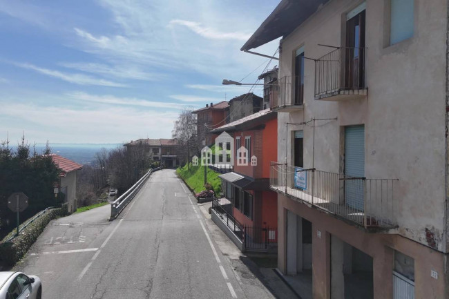 Casa singola in vendita a Pratiglione