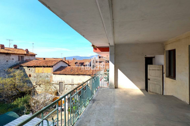 Casa semindipendente in vendita a Montalto Dora