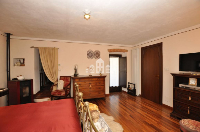 Casa semindipendente in vendita a Cuorgnè