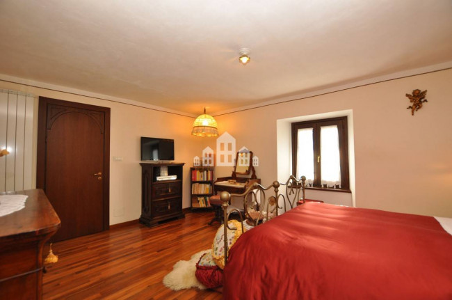 Casa semindipendente in vendita a Cuorgnè