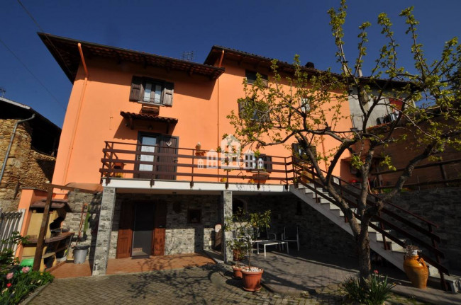 Casa semindipendente in vendita a Cuorgnè