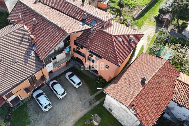 Casa semindipendente in vendita a Cuorgnè