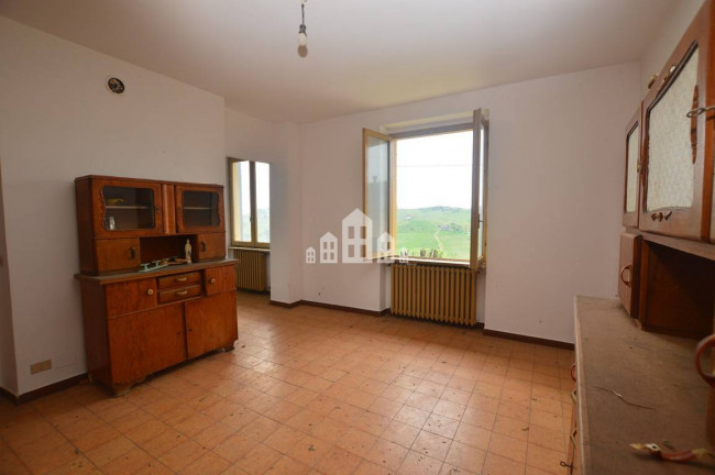 Casa semindipendente in vendita a Castel Boglione