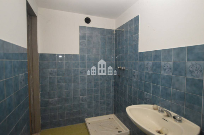 Casa semindipendente in vendita a Castel Boglione