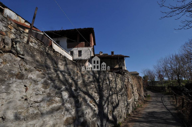 Casa semindipendente in vendita a Cuorgnè