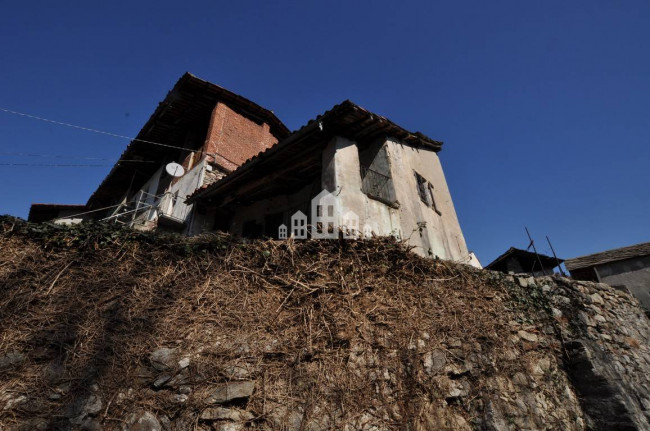 Casa semindipendente in vendita a Cuorgnè