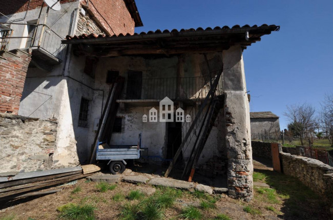 Casa semindipendente in vendita a Cuorgnè