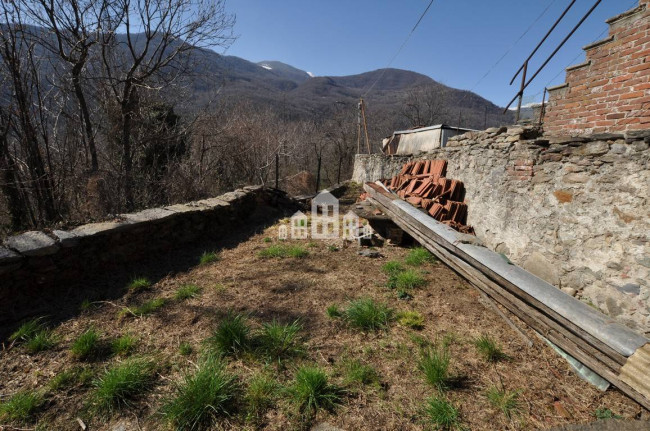 Casa semindipendente in vendita a Cuorgnè