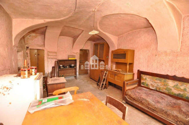 Casa semindipendente in vendita a Cuorgnè
