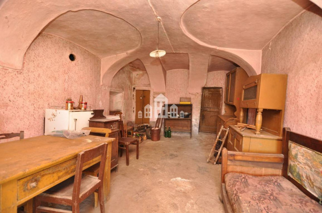 Casa semindipendente in vendita a Cuorgnè