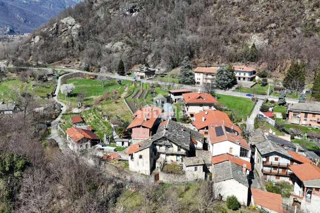 Casa semindipendente in vendita a Cuorgnè
