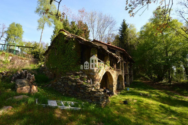 Rustico in vendita a Val di Chy
