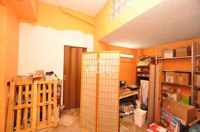 Locale commerciale in vendita a Pont-Canavese