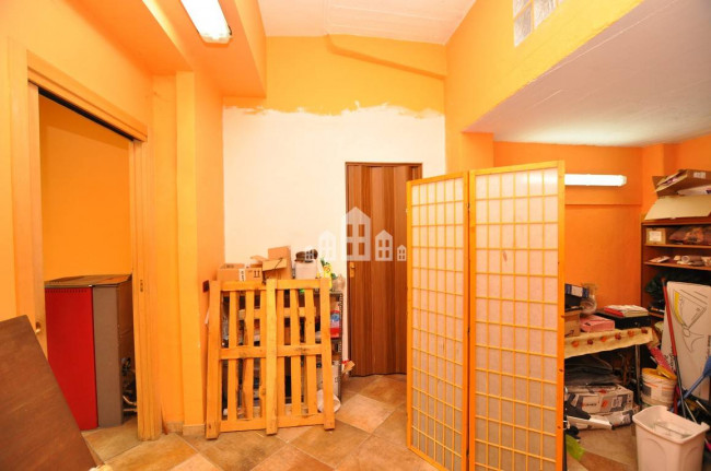 Locale commerciale in vendita a Pont-Canavese