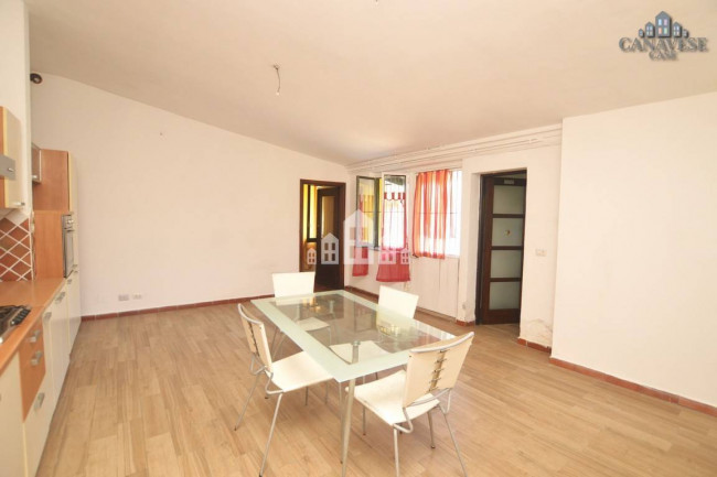 Half-duplex for sale in Favria
