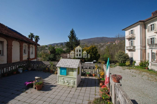 Palazzina in vendita a Forno Canavese