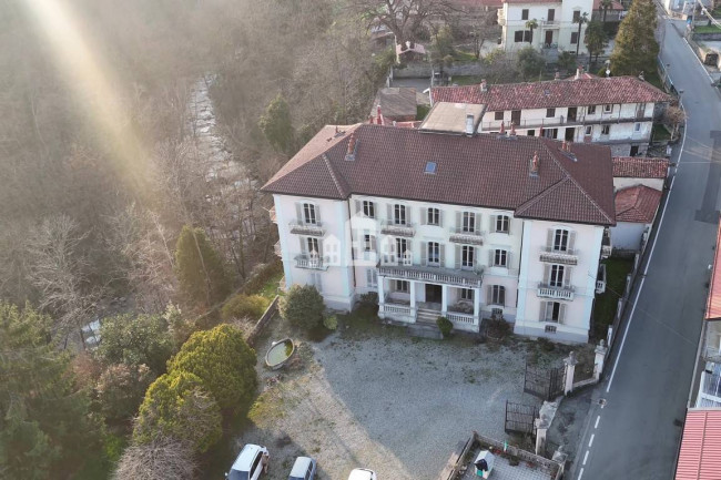 Palazzina in vendita a Forno Canavese